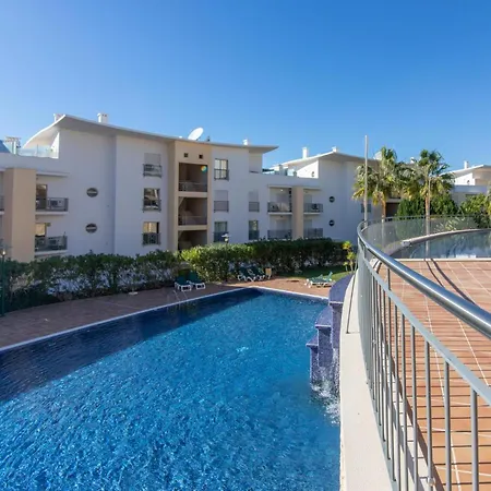 By Blen.d Apartman Albufeira