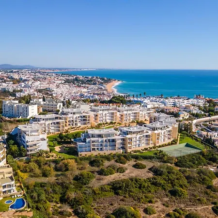 By Blen.d Apartman Albufeira